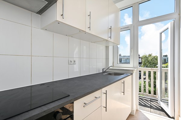 Medium property photo - Velpsestraat 52, 2573 SP Den Haag